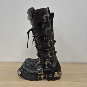 Nuovi stivali grossi Rock Reactor Demon Devil Spikes al ginocchio in pelle UK 6,5 EU 40 - Foto 1 di 13