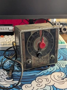 Master Time-O-Lite Darkroom Timer 60-Second Range Vintage | TESTED WORKING - Picture 1 of 4