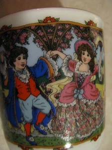 Taza de cumpleaños Royal Worcester China martes niño llena de gracia Inglaterra - Imagen 1 de 3