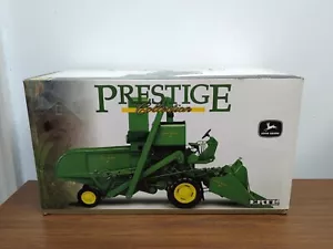 1/16 Ertl Toy John Deere 45 Combine Prestige Collection Series - Picture 1 of 5