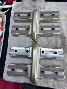 Yamaha Vmax 1200 factory OEM valve cover and bolts - Picture 1 of 3