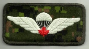 Canadian Forces Parachute Red Leaf Badge - Picture 1 of 1