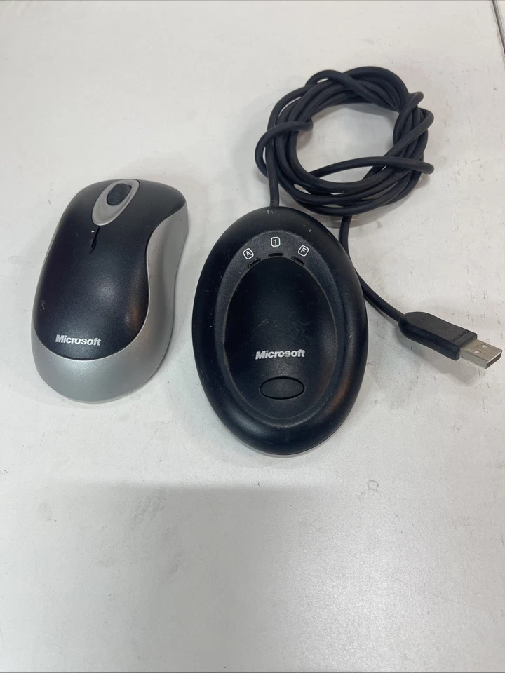Microsoft Wireless Optical Mouse 2000 Model 1067 & Receiver Tested Working Fine - Image 1 of 4