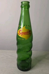 Squirt 10 Unzen gedrehte Soda Pop Cola Flasche Vintage grün Glas - Bild 1 von 2