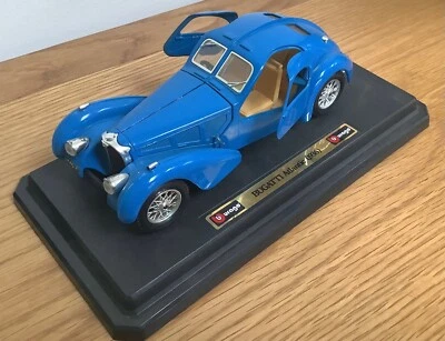 BURAGO BUGATTI ATLANTIC (1936) escala 1:24 diecast REF 1503 en caja. Excelente estado Foto 1 de 2
