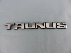 FORD TAUNUS sigle emblème monogramme insigne logo badge coffre hayon en ALU - Picture 1 of 2