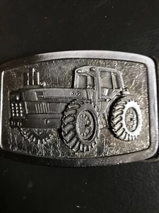 Vintage International Harvester 3388 2+2 Tractor Belt Buckle By Spec-Cast New - Picture 1 of 2