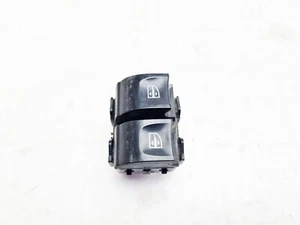 INTERRUPTOR DE CONTROL DE VENTANA PRINCIPAL RENAULT CAPTUR J87 MK1 LADO DEL CONDUCTOR DELANTERO DERECHO 2013 - Imagen 1 de 16