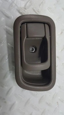 乘客内门把手适用于 01-04 PATHFINDER — 第 1/4 张图片