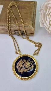 Vintage La Reine Limoges Porcelain France Pendant Necklace Blue Gold Gilt VGC - Picture 1 of 8