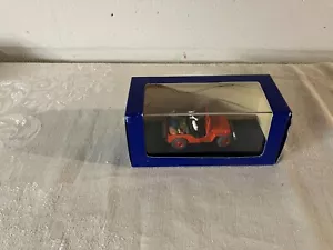 Atlas 1/43 Diecast Adventures of Tintin 1943 Willys MB Red Jeep in Case/Box - Picture 1 of 5