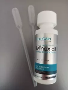 Minoxidil 5% FOLIGAIN LOW ALCOHOL Trattamento Ricrescita capelli uomo Rapido - Foto 1 di 1