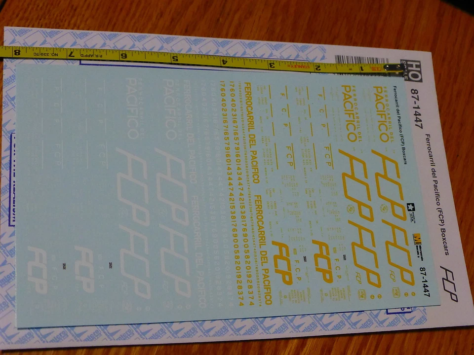 Microscale Decal 87-1447 Ferrocarril Del Pacifico FCP Boxcars