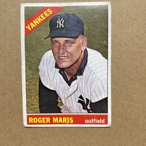 1966 Topps #365 - Roger Maris - Picture 1 of 2