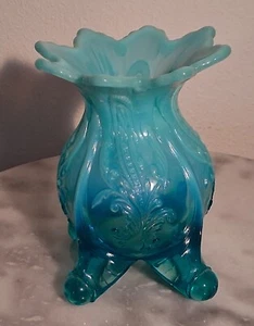 Northwood blau opalisierende umgekehrte Fächer und Feder Posy Vase - Bild 1 von 1