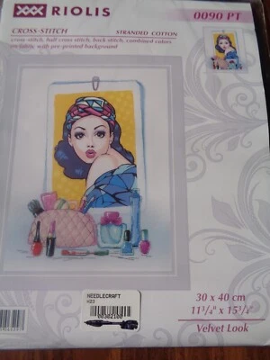 KIT PUNTO DE CRUZ RIOLIS ASPECTO TERCIOPELO FONDO PREIMPRESO #0090PT Foto 1 de 2