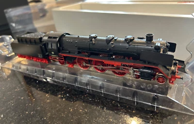 Marklin 3085 HO gauge DB BR 03 steam loco in black livery - Image 1 of 4