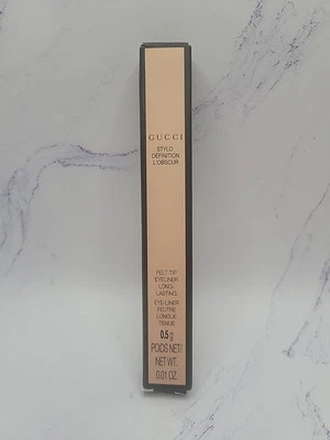 Delineador de ojos Gucci Stylo Definiton L'Obscur punta de fieltro 01 Eva negro 0,01 oz nuevo con caja Foto 1 de 4