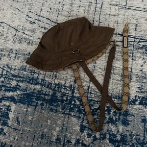 Gucci GG Reversible Canvas Bucket Hat - Picture 1 of 5