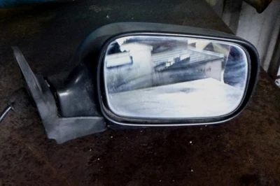 Espejo puerta eléctrico derecho Subaru Forester SG 7/02-8/03 (1 pieza tipo respaldo) Foto 1 de 4