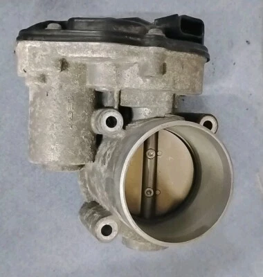 Hyundai Sonata 2017 carrocería de acelerador de inyección de combustible Foto 1 de 2