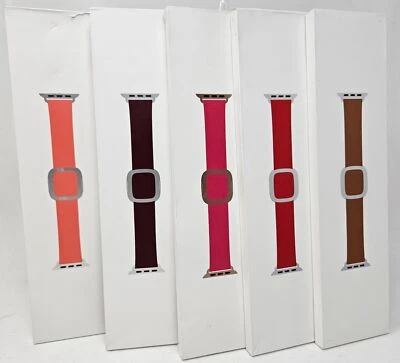 Apple Watch Modern Buckle Wrist Band 38mm, 40mm 44mm for Series 4 5 6 7 8 SE - Image 1 of 4