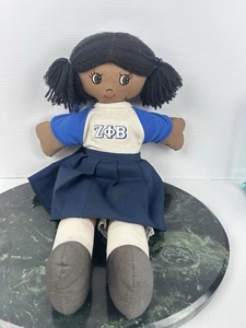 Muñeca de tela afroamericana vintage años 90 hecha a mano Zeta Phi Beta Hermandad Girl NY - Imagen 1 de 24