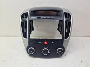 KIA CEED MK1 HEATER AC CONTROLLER DASH SURROUND DISPLAY 97250-1H021 - Picture 1 of 13