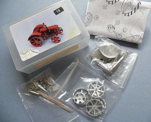 Duncan Models White Metal 7mm Scale O Kit 1930s Fordson Farm Tractor Spud Wheels - Picture 1 of 2