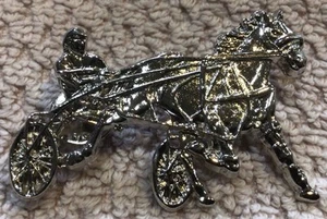 Standardbred Pacer Racehorse Silver Like Costume Pin - Picture 1 of 2