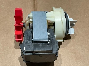 Genuine Smeg SA860X Dishwasher Drain Pump - Picture 1 of 4