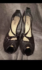 Oh...DEER Black Sequin Heels, Size 7M, Preowned - Picture 1 of 4