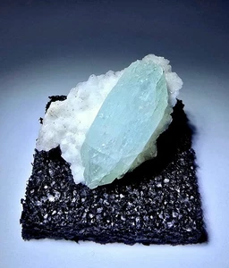 ***SWEET-Sparkling Apophyllite cristallo su Stilbite, TN miniera India*** - Foto 1 di 8