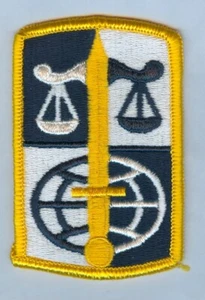 U.S. ARMY LEGAL SERVICE AGENCY SHOULDER PATCH - FULL COLOR .... MINT! - Picture 1 of 1