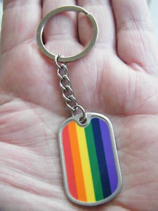 LGBTQ Schlüsselanhänger Regenbogen Flagge Farben Pride Parade 4 1/4"x1" Metall Gay Keyring NEU! - Bild 1 von 2