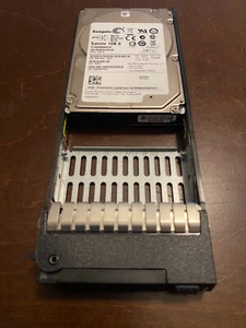 Seagate Savvio Festplatte 10K.6 600GB SAS-2 2,5" (ST600MM0026 9WL066-003) - Bild 1 von 6