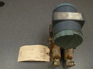 TRANSMISOR ELECTRÓNICO FOXBORO 823DP-I3S1NL2 3000PSIG - Imagen 1 de 1