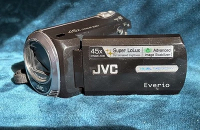 JVC Everio Camcorder GZ-MS230BU Digital Camera Video w/Batt Mem & Chrgr WORKS - Image 1 of 4