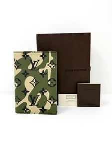 Louis Vuitton Takashi Murakami Monogramouflage Passport Holder Limited Edition - Bild 1 von 15