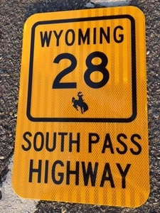 Wyoming road sign 18"x12" Road Sign - UNUSED DOT specs - traffic route highway - Picture 1 of 9