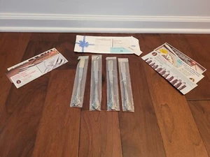 NEW & SEALED Oneida Community 18/8 stainless Brahms Lot of 4 Dinner Knives 9" - Foto 1 di 3