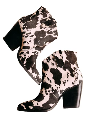 Chinese Laundry Bonnie Leather Ankle Boot, Black/White, sz 7.5M - Image 1 of 4