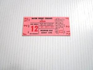 Boleto de béisbol 1976 Baton Rouge Cougars V lentejuelas ligas menores 1 año de existencia - Imagen 1 de 2