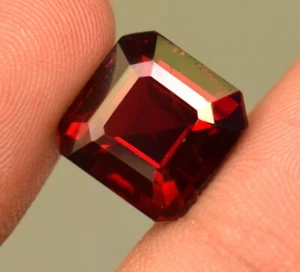 Natural Red Garnet Emerald Cut 11.00 Ct Loose Gemstone From Mozambique Ring Use - Picture 1 of 5