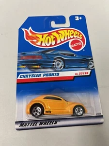 Coche Chrysler Pronto amarillo Hot Wheels 1999 primeras ediciones 23/26 (1998) #928 A22 - Imagen 1 de 2