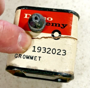 NOS 58-59-60-61-74 GM Corvette Camaro Chevelle Distributor Wire Grommet 1932023 - Picture 1 of 7