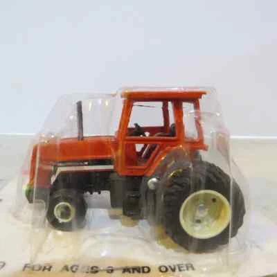 Tractor Ertl Deutz-Allis 8030 1/64 DA-1259-7HFO-P Foto 1 de 3
