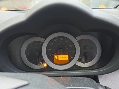 Cuadro de instrumentos TOYOTA RAV-4 XT5 D-4D 2006-2009  Foto 1 de 3