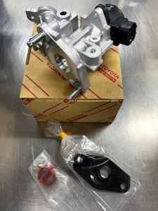 Original fabricante de equipos originales Toyota Lexus 25620-37120 EGR válvula asisy 2010-15 Prius 2011-17 CT200h - Imagen 1 de 1