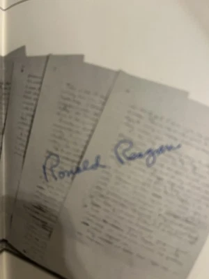 Ronald Reagan, Signed, Speaking My Mind (1989) Reagan Library Gift Shop - Image 1 of 4